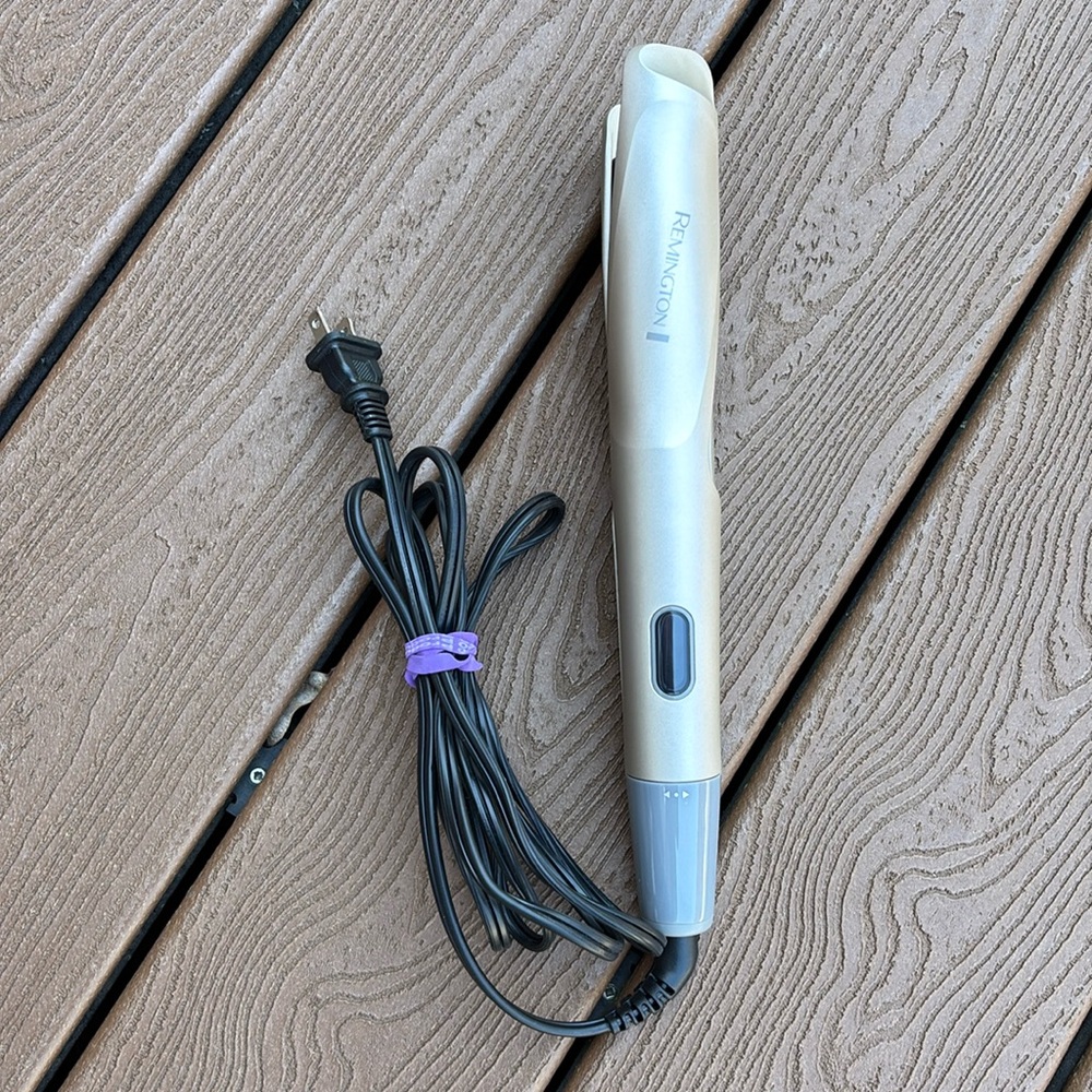Remington Beach Wave Flat Iron